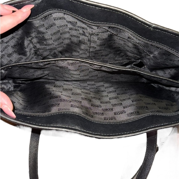 Large Black Michael Kors Purse - Picture 6 of 8